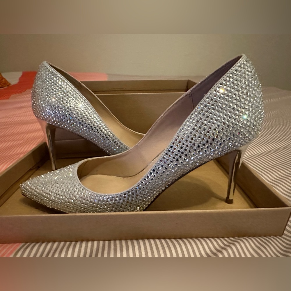 Steve Madden Laveda Rhinestone Shoes size 9.5 sparkly high herl